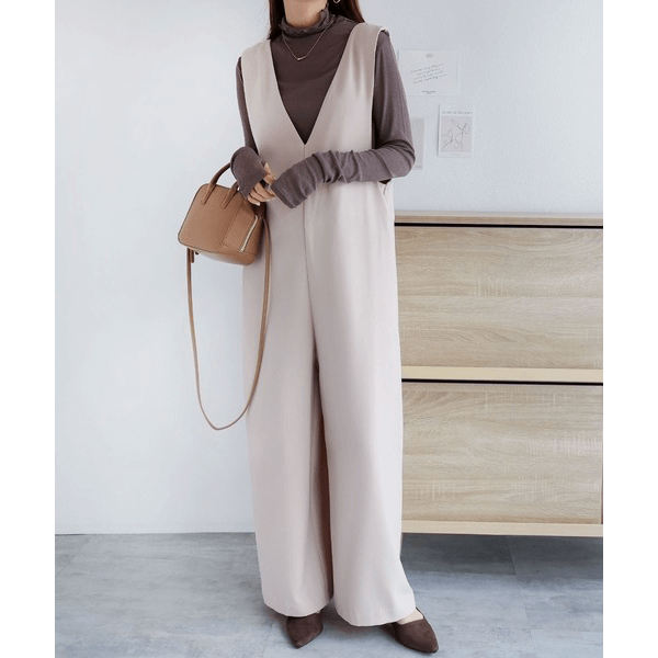 後背結帶設計柔滑吊帶褲_象牙