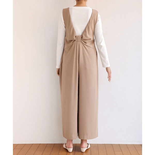 後背結帶設計柔滑吊帶褲_褐色