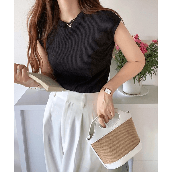 條紋針織圓領法式袖T_黑色