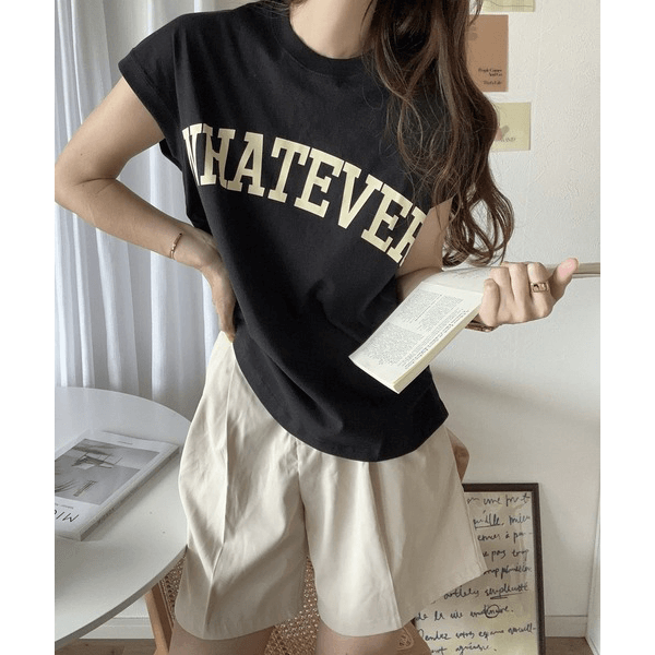 天竺棉圓弧下擺設計上衣_黑底白字