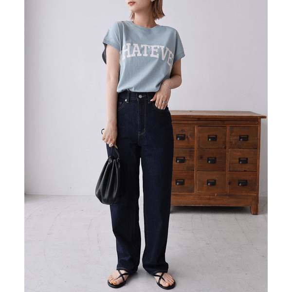 天竺棉圓弧下擺設計上衣_淡藍