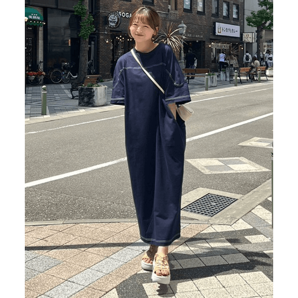 跳色縫線設計寬鬆半袖連身裙_深藍