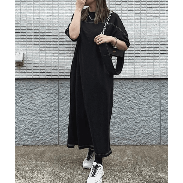 跳色縫線設計寬鬆半袖連身裙_黑