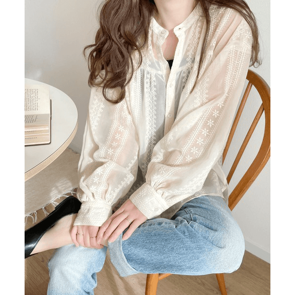 2WAY復古花朵刺繡微透襯衫_白