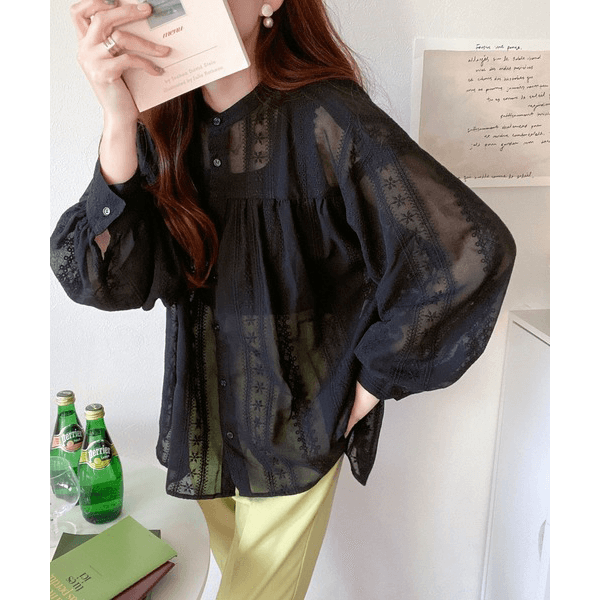 2WAY復古花朵刺繡微透襯衫_黑