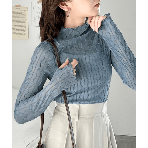 指孔線條透感蓬蓬領上衣_藍