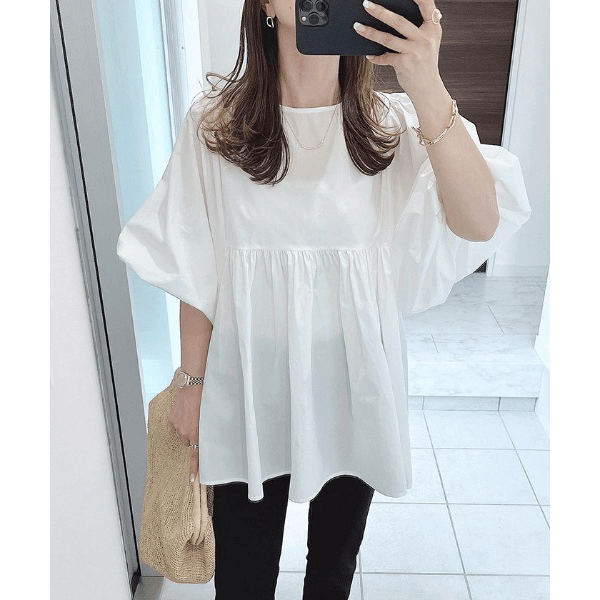 燈籠袖抓皺下襬設計上衣_米白