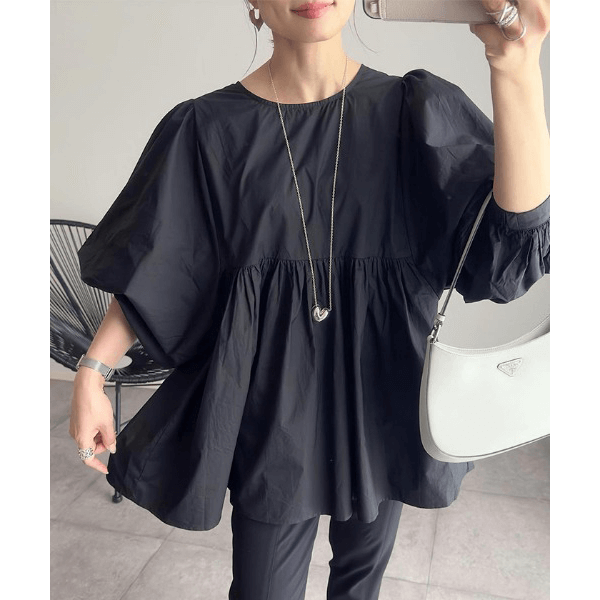 燈籠袖抓皺下襬設計上衣_黑