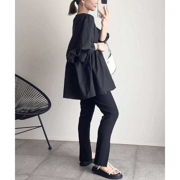 燈籠袖抓皺下襬設計上衣_黑