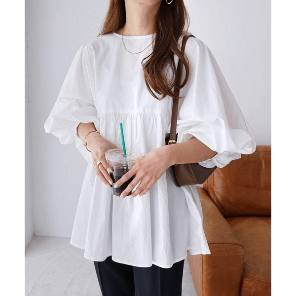 燈籠袖抓皺下襬設計上衣_米白