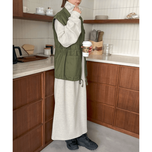 鬆緊針織領圓領長袖連身裙_象牙白